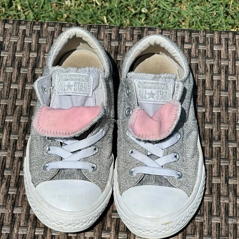 ⚡️Adorable Gray Converse! Sz 1 Double Tongue Maddie Ox (Fast Ship!)